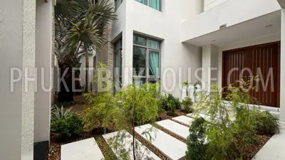 RAW22682: 3-Bedroom Villa with Private Pool and Sauna in Rawai for Sale. 照片 #4