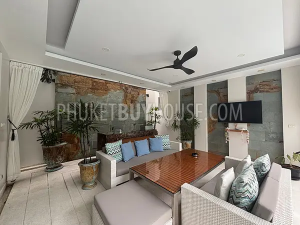 RAW22682: 3-Bedroom Villa with Private Pool and Sauna in Rawai for Sale. Photo #10