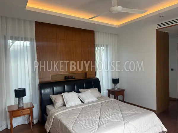 BAN22152: Contemporary Retreat with 3 Bedroom Villa Located in Bangtao Area. Photo #17