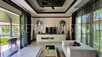 NAI22801: Panoramic Mountain View 3 bedroom Villa with Thai-Balinese Design and Private Garden Oasis. Photo #27
