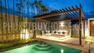 RAW7198: Tropical Four Bedroom Villa in Rawai. Photo #6