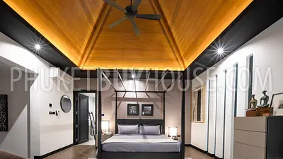 RAW7198: Tropical Four Bedroom Villa in Rawai. Photo #4