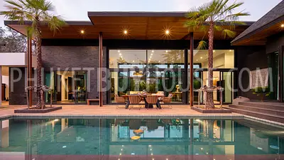 RAW7198: Tropical Four Bedroom Villa in Rawai. Photo #22