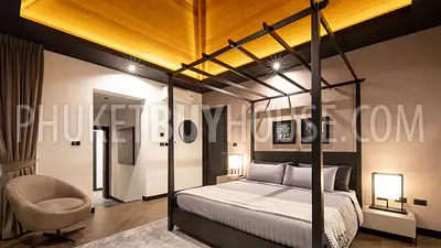 RAW7198: Tropical Four Bedroom Villa in Rawai. Photo #12