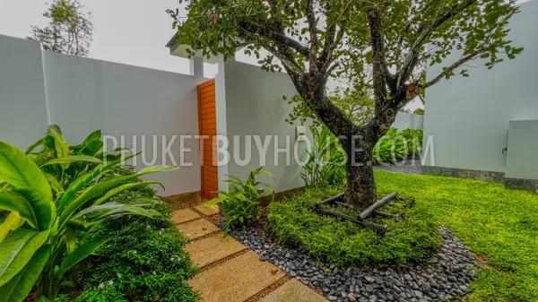 LAY22802: Spacious 4 Bedroom Family Pool Villa with Large Plot, 13 m Pool and Private Garden. Fotoğraf #27