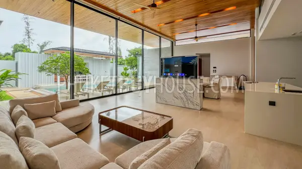 LAY22802: Spacious 4 Bedroom Family Pool Villa with Large Plot, 13 m Pool and Private Garden. Fotoğraf #6