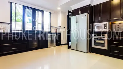 BAN22814: Luxury 5-bedroom beachfront villa in Bang Tao. Photo #3