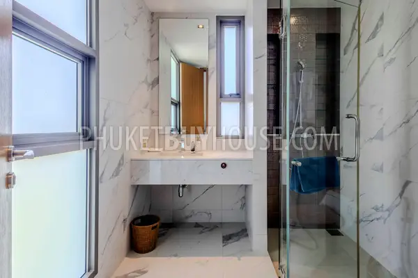 LAG22817: Lakeside 4-Bedroom Pool Villa in Laguna with Private Garden and Full Privacy. Photo #16