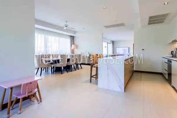 LAG22817: Lakeside 4-Bedroom Pool Villa in Laguna with Private Garden and Full Privacy. Photo #21