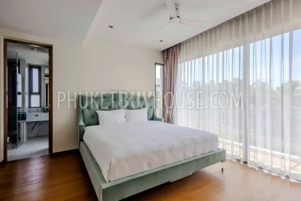 LAG22817: Lakeside 4-Bedroom Pool Villa in Laguna with Private Garden and Full Privacy. Photo #20