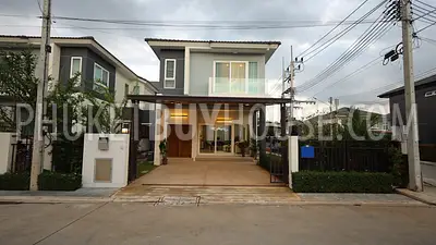 CHA22820: Modern 3-Bedroom Pool Villa with Private Garden in a Peaceful Chalong Neighborhood. Photo #2