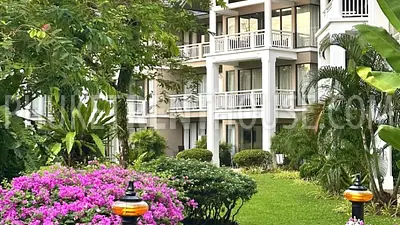 CHE22823: Spacious Apartment with Golf Course & Lake Views. Fotoğraf #20