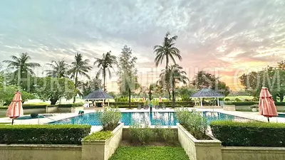 CHE22823: Spacious Apartment with Golf Course & Lake Views. Fotoğraf #10