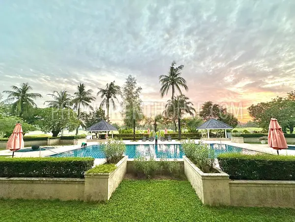 CHE22823: Spacious Apartment with Golf Course & Lake Views. 照片 #10