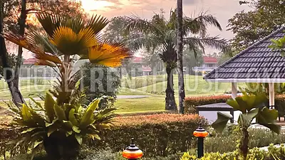 CHE22823: Spacious Apartment with Golf Course & Lake Views. Fotoğraf #15
