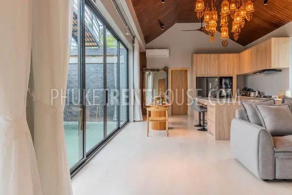 RAW22824: Smart 2-Bedroom Pool Villa with Solar System in Rawai. Photo #29