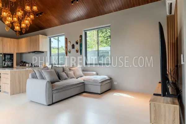 RAW22824: Smart 2-Bedroom Pool Villa with Solar System in Rawai. Photo #30