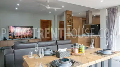 RAW22826: 4-Bedroom Smart Villa for Rent in Rawai, Phuket. Photo #13