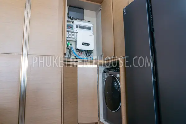 RAW22826: 4-Bedroom Smart Villa for Rent in Rawai, Phuket. Photo #15