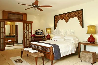 RAW9085: Traditional Thai Style 5 Bedroom Villa in Rawai Area. Photo #2