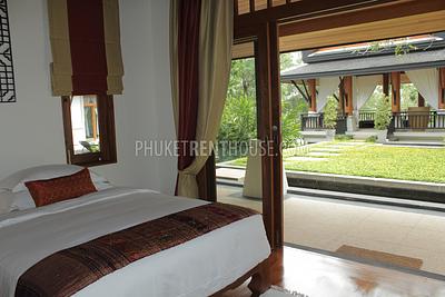 RAW9085: Traditional Thai Style 5 Bedroom Villa in Rawai Area. Photo #6