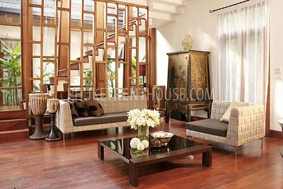 RAW9085: Traditional Thai Style 5 Bedroom Villa in Rawai Area. Photo #30