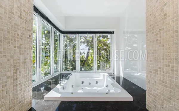 KAT9117: Amazing modern 5-6 Bedroom Pool Villa with Sea View in Kata. Photo #15