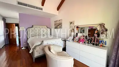 LAG22851: Spacious Lakeview 4 Bedroom Townhome with Guest House and Private Sauna in Laguna. Photo #12