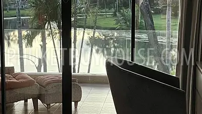 LAG22851: Spacious Lakeview 4 Bedroom Townhome with Guest House and Private Sauna in Laguna. Photo #16