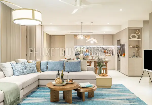 LAG22852: 121 Sq.m Two-Bedroom Apartment Steps from Bang Tao Beach with Private Terrace. Fotoğraf #21
