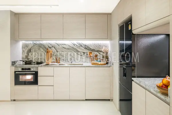 LAG22852: 121 Sq.m Two-Bedroom Apartment Steps from Bang Tao Beach with Private Terrace. Fotoğraf #26
