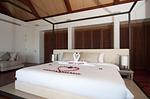 SUR9147: Private Luxury 4 Bedroom Villa in Surin Beach Area. Thumbnail #11