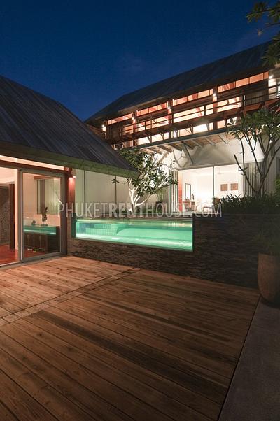SUR9147: Private Luxury 4 Bedroom Villa in Surin Beach Area. Photo #22