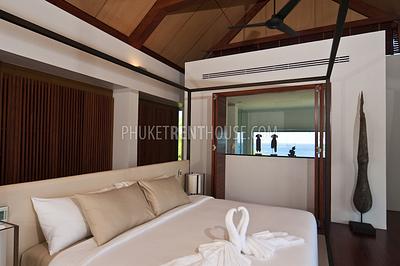 SUR9147: Private Luxury 4 Bedroom Villa in Surin Beach Area. Photo #30