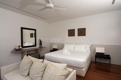SUR9147: Private Luxury 4 Bedroom Villa in Surin Beach Area. Photo #50