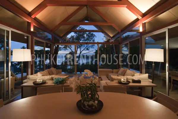 SUR9147: Private Luxury 4 Bedroom Villa in Surin Beach Area. Photo #52
