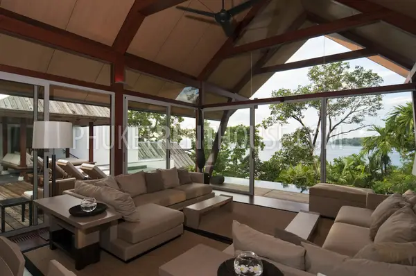 SUR9147: Private Luxury 4 Bedroom Villa in Surin Beach Area. Photo #54