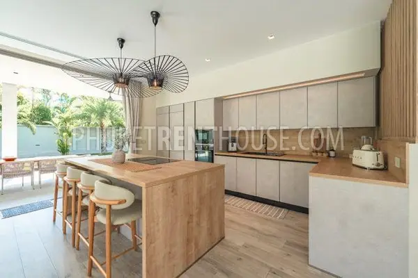 RAW22864: Luxury New 6-Bedroom Villa in Rawai, Phuket. Photo #3