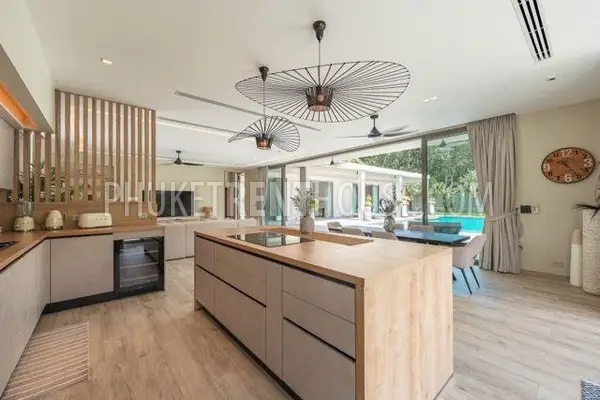 RAW22864: Luxury New 6-Bedroom Villa in Rawai, Phuket. Photo #19