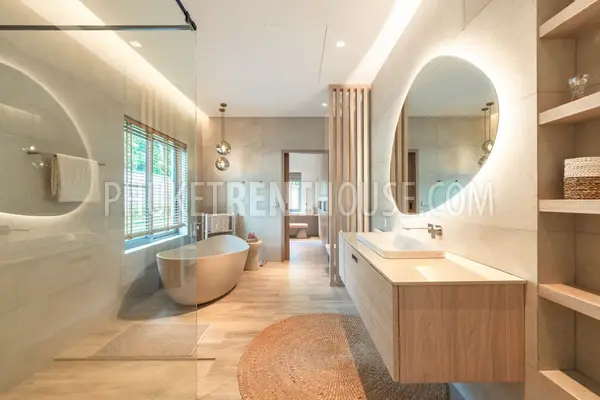 RAW22864: Luxury New 6-Bedroom Villa in Rawai, Phuket. Photo #31