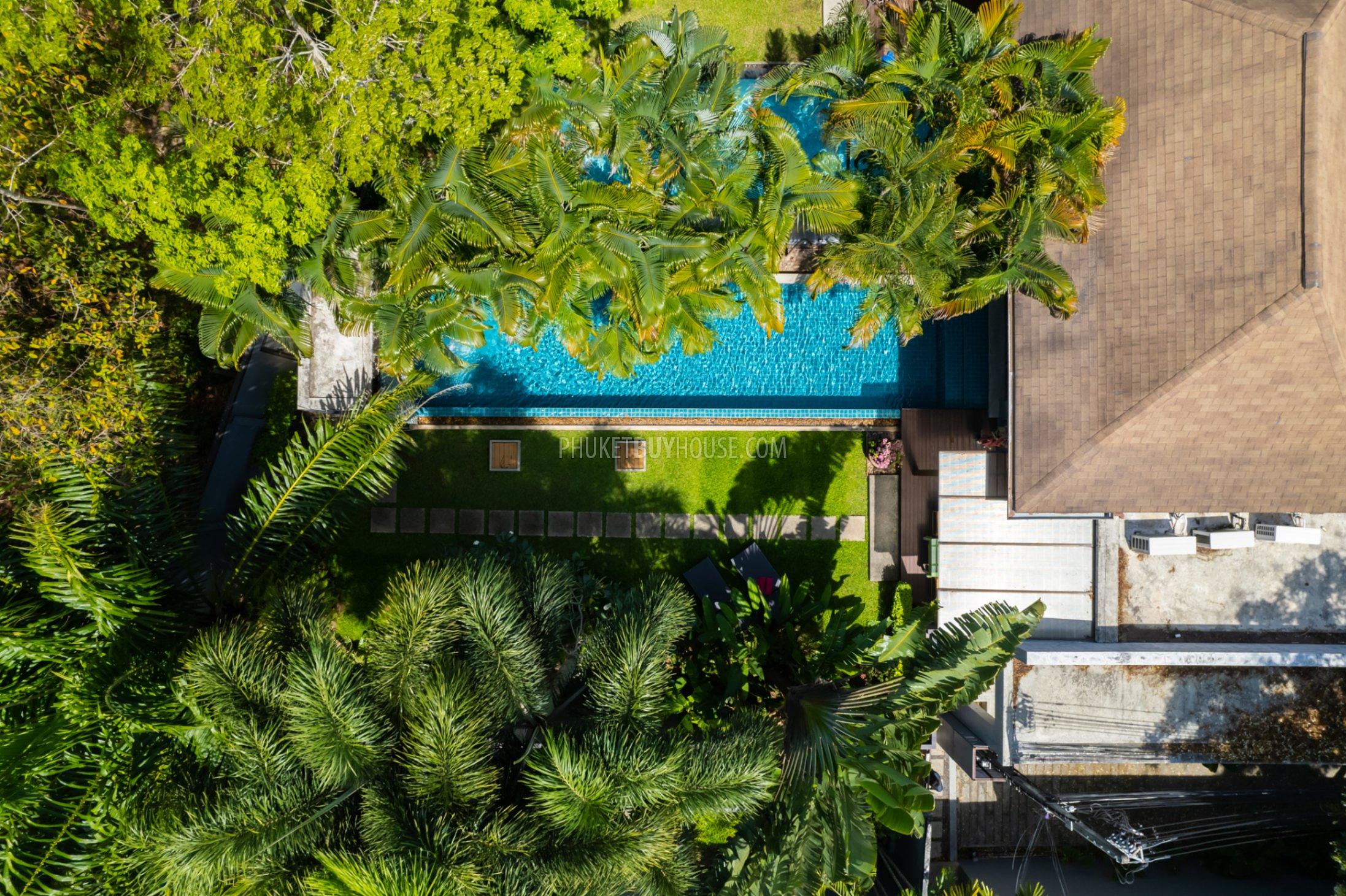 Villa mit 2 Schlafzimmern 179 m² Rawai, Thailand