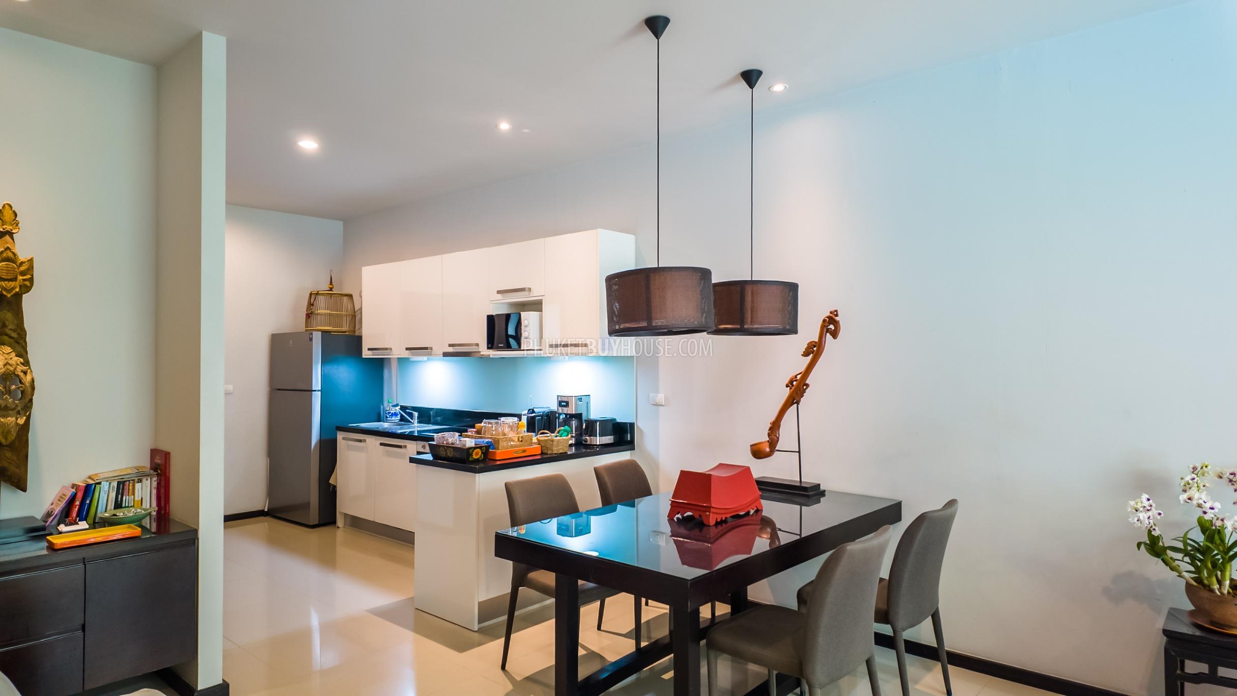 Villa mit 2 Schlafzimmern 179 m² Rawai, Thailand