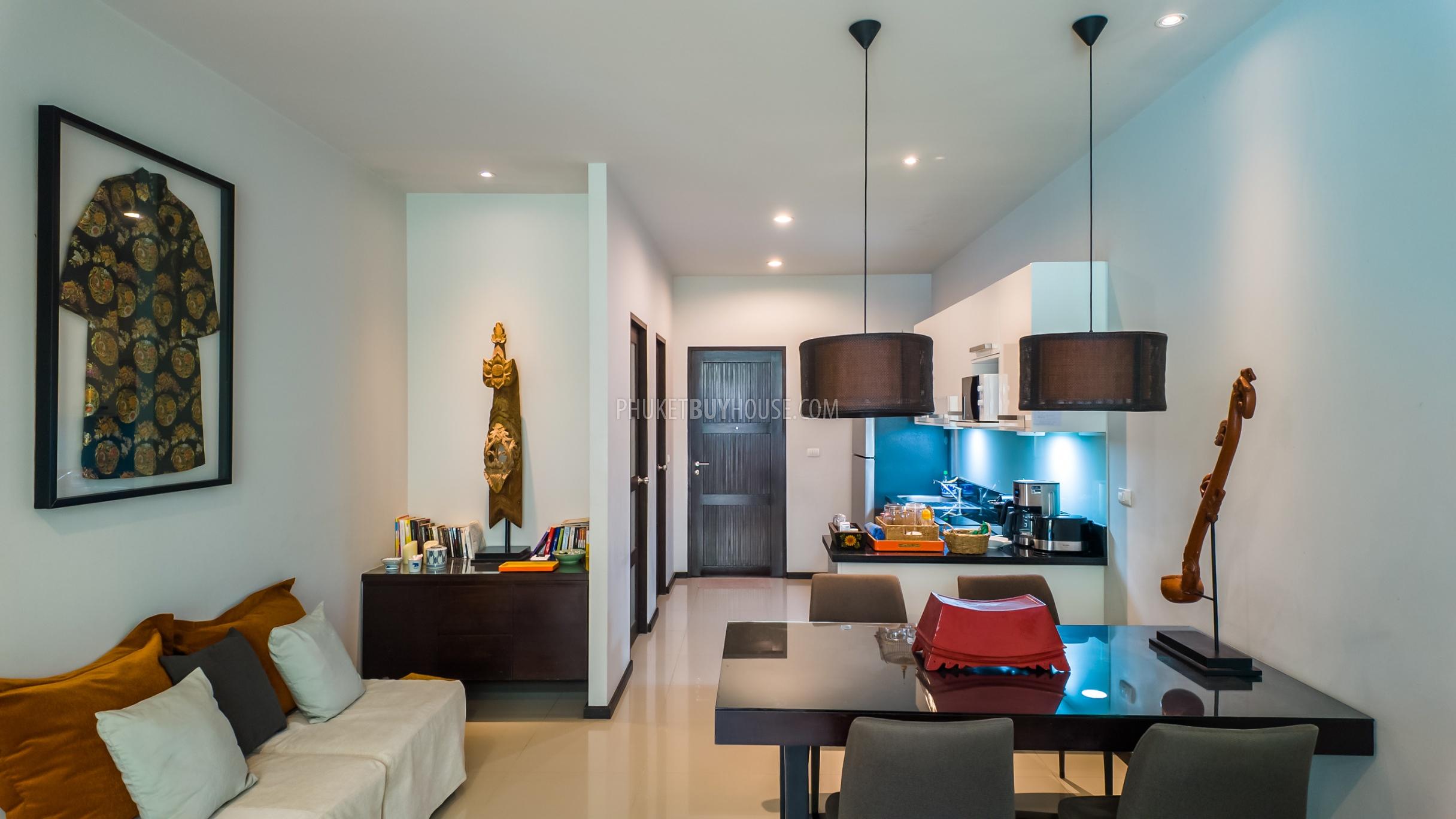 Villa mit 2 Schlafzimmern 179 m² Rawai, Thailand