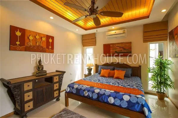 RAW21598: Bali Style Villa with 5 bedrooms in Rawai. Photo #4