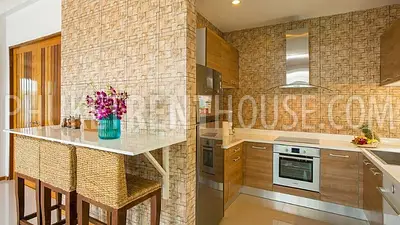 RAW21598: Bali Style Villa with 5 bedrooms in Rawai. Фото #9