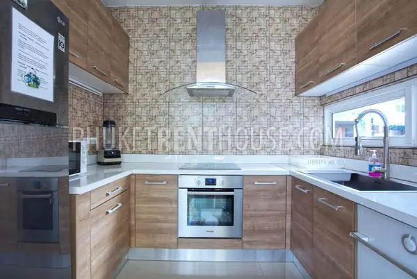 RAW21598: Bali Style Villa with 5 bedrooms in Rawai. Photo #17