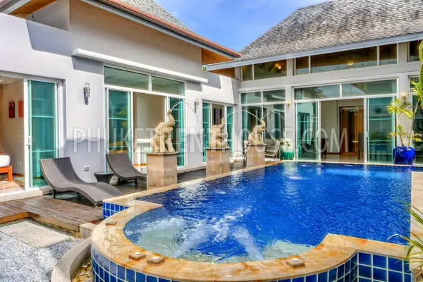 RAW21598: Bali Style Villa with 5 bedrooms in Rawai. Photo #31