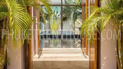 RAW21598: Bali Style Villa with 5 bedrooms in Rawai. Фото #3