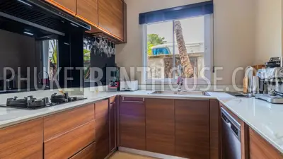 RAW22886: Exclusive 10-Bedroom Seaview Villa in Rawai, Phuket. Photo #15