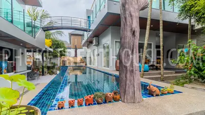 RAW22886: Exclusive 10-Bedroom Seaview Villa in Rawai, Phuket. Photo #55